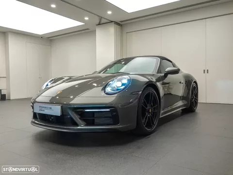 Porsche 911 (992) Targa 4 GTS PDK