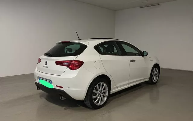 Alfa Romeo Giulietta 2.0 JTDM 16V Turismo