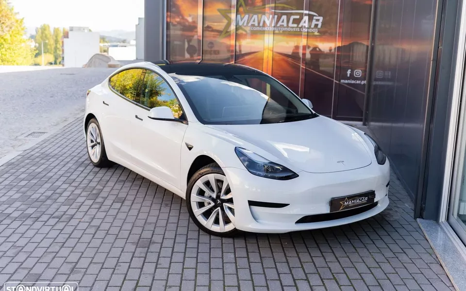 Tesla Model 3 Standard Range Plus RWD