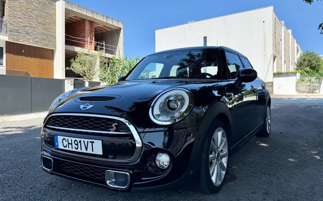 MINI 5 Portas Cooper SD Aut.