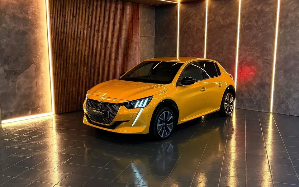Peugeot e-208 50 kWh GT Pack