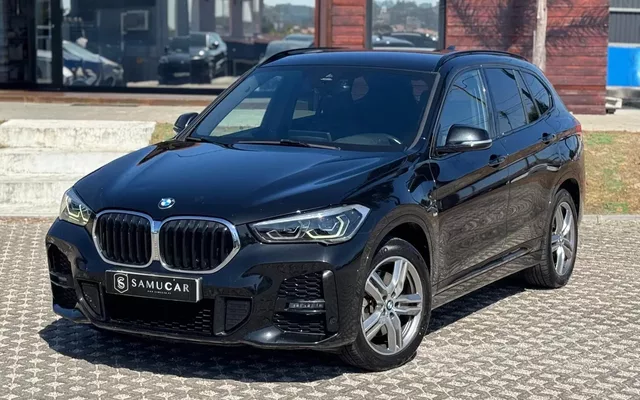 BMW X1 25 e xDrive Pack M