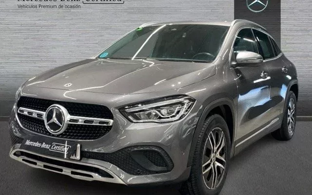 MERCEDES-BENZ Clase GLA GLA 180 7G-DCT
