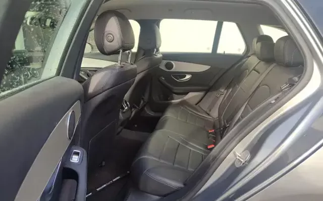 Mercedes-Benz C 180 2015 Bluetec Avantgarde