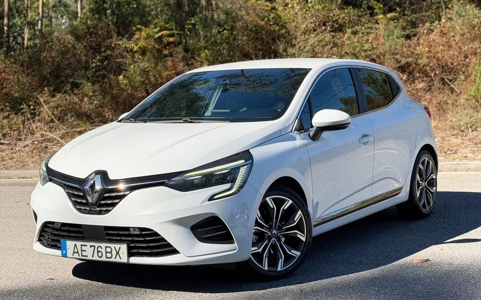 Renault Clio 1.6 E-Tech Exclusive