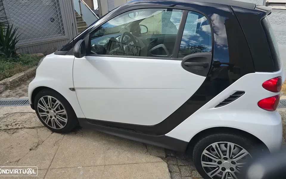 Smart ForTwo Coupé 1.0 mhd Pure 61