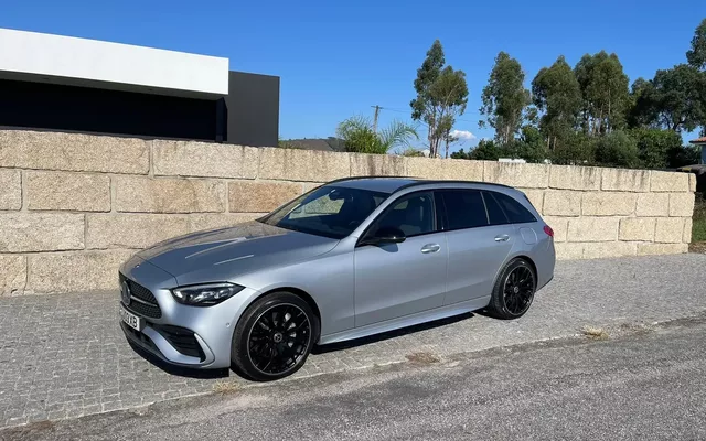 Mercedes-Benz C 300 e AMG Line