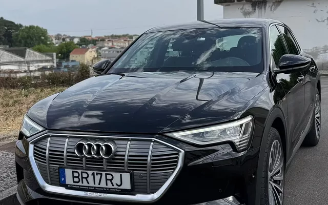 Audi e-tron 50 quattro S line