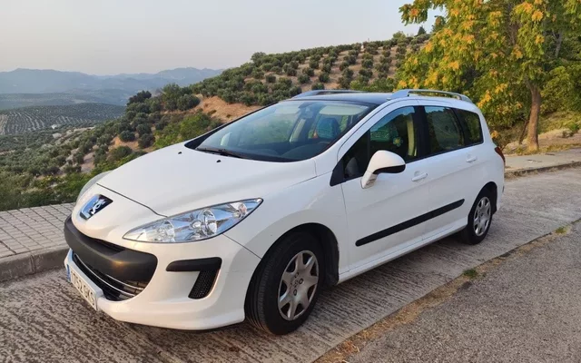 PEUGEOT 308 308 1.6HDI Confort