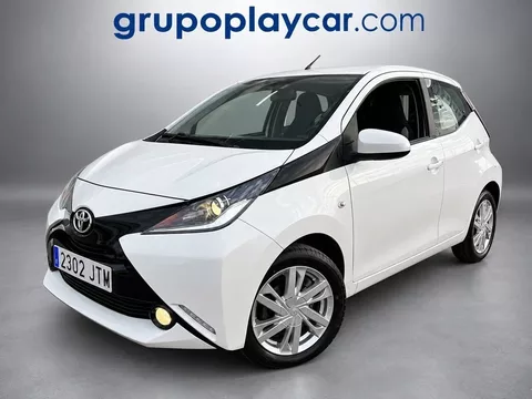 TOYOTA Aygo 1.0 70 x-play