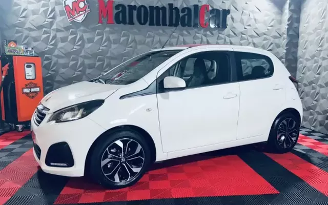 Peugeot 108 2015 1.2 PureTech Top! Allure