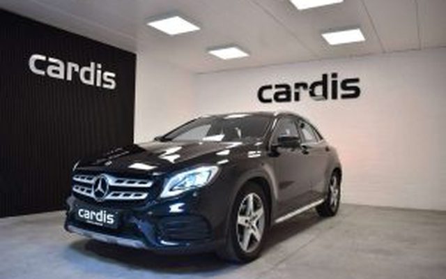 Mercedes-Benz GLA 180 GLA 180 Business Solution AMG (EU6.2)