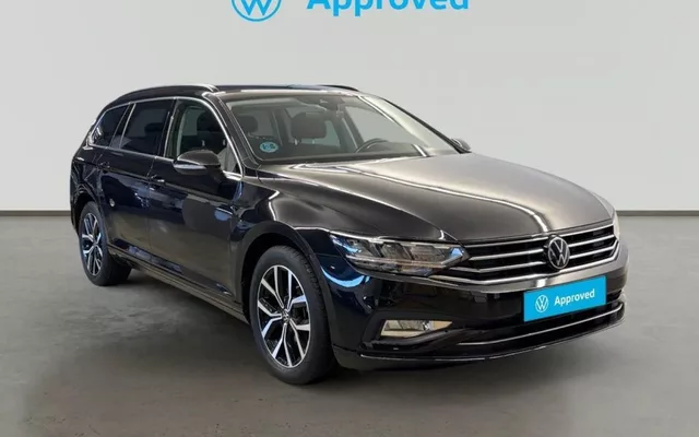 VOLKSWAGEN Passat Passat Variant 2.0TDI EVO Executive 90kW DSG7 - 22900€ en Burgos