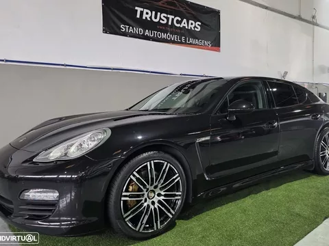 Porsche Panamera Platinum Edition