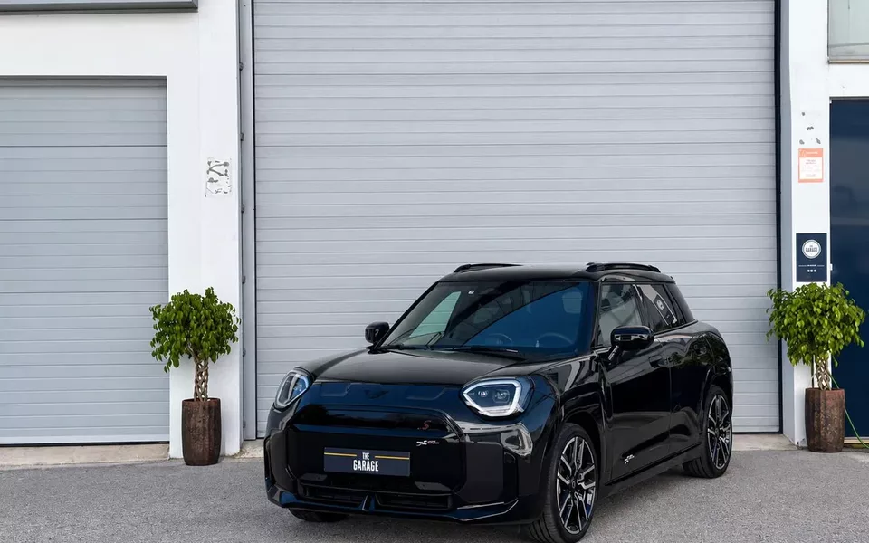 MINI Aceman