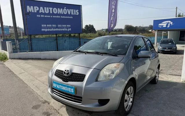 Toyota Yaris 1.0 VVT-i AC