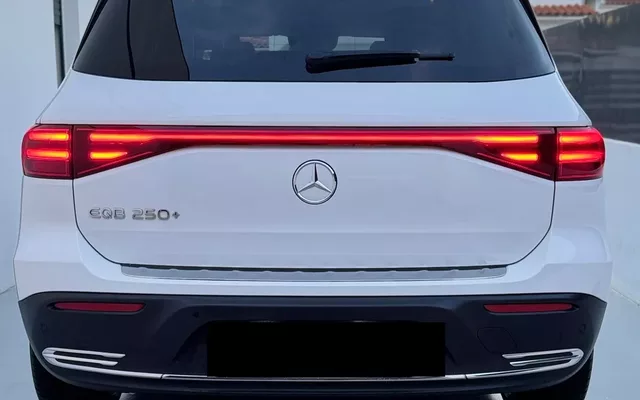 Mercedes-Benz EQB 250+ Progressive