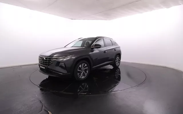 Hyundai Tucson 1.6 CRDi 115cv Vanguard / Vidros Escurecidos / Cam. Traseira / JLL18