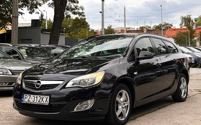 Opel Astra J SportsTourer