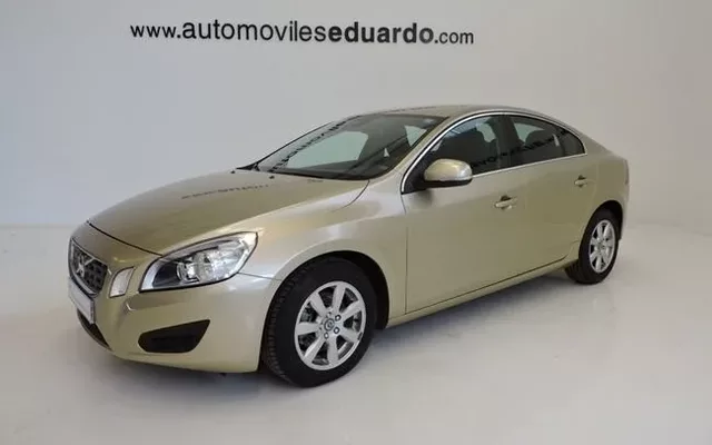VOLVO S60 S60 1.6 DRIVe Kinetic