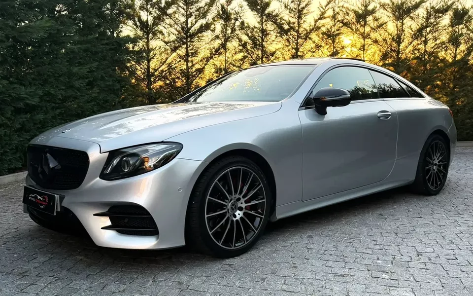 Mercedes-Benz E 220 d 9G-TRONIC AMG Line