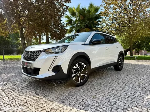 Peugeot e-2008 Allure