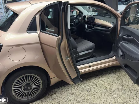 Fiat 500e 3 + 1 23,8kWh Icon