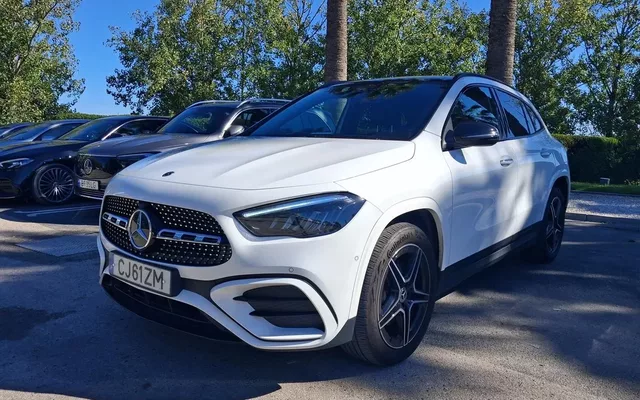 Mercedes-Benz GLA 250 e AMG Line