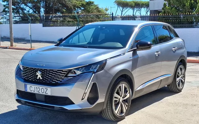 Peugeot 3008 225 e-EAT8 Allure Pack