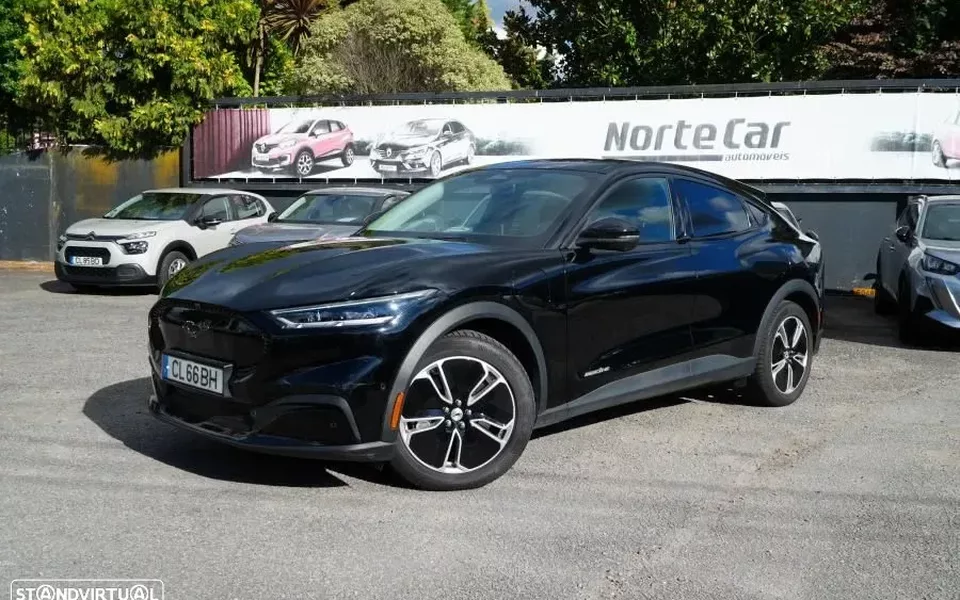 Ford Mustang Mach-E 75.7 kWh Premium AWD