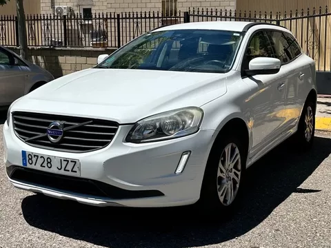 VOLVO XC60 XC60 D3 Momentum 150