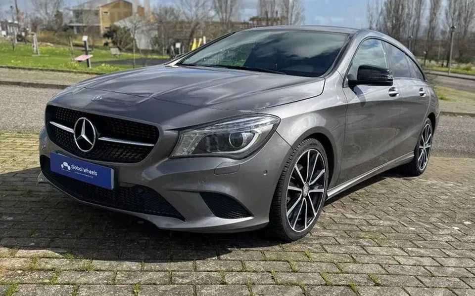 Mercedes-Benz CLA 220 d 7G-DCT