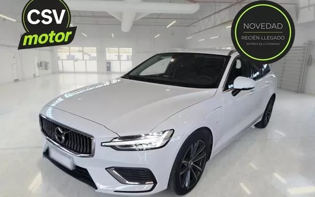 VOLVO V60 2.0 T6 AWD Recharge Core Auto