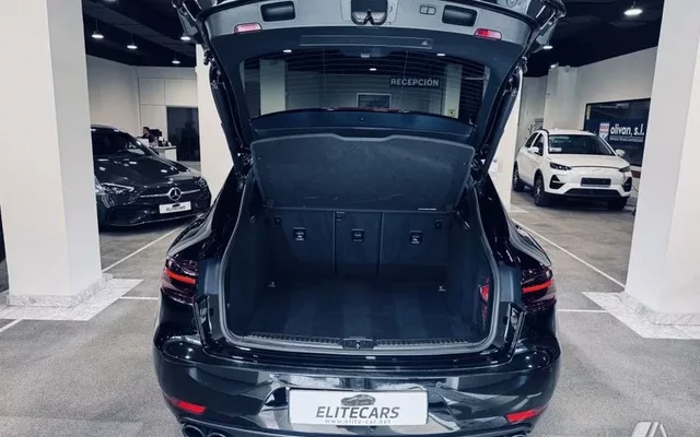 PORSCHE Macan Macan GTS Aut.