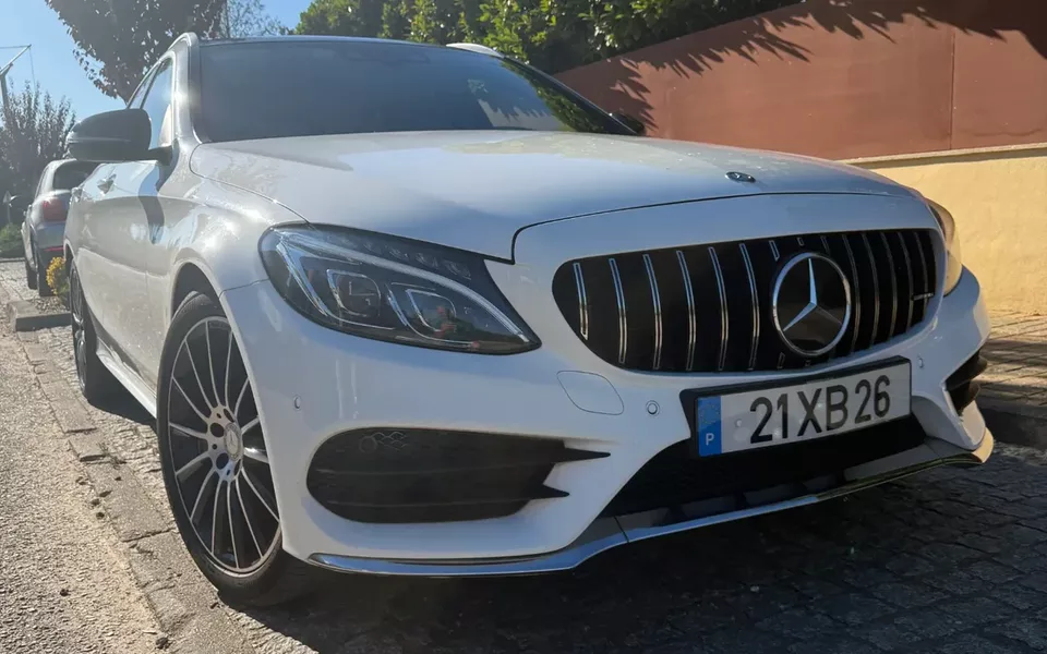 Mercedes-Benz C 300 h AMG Line