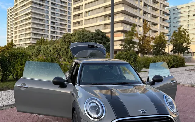 MINI 3 Portas