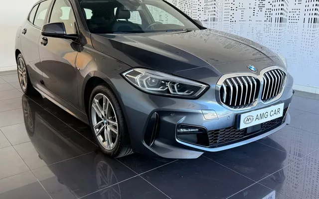 BMW 118 i Pack Desportivo M Auto