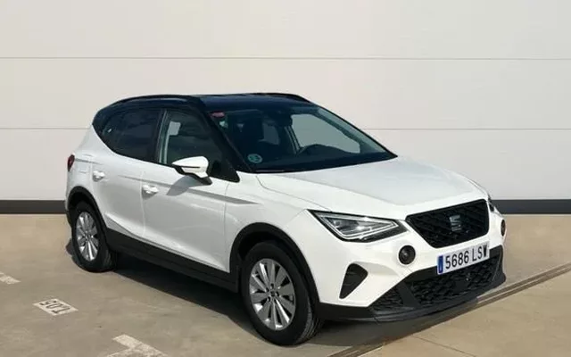 SEAT Arona 1.0 TSI 81KW STYLE PLUS 110 5P