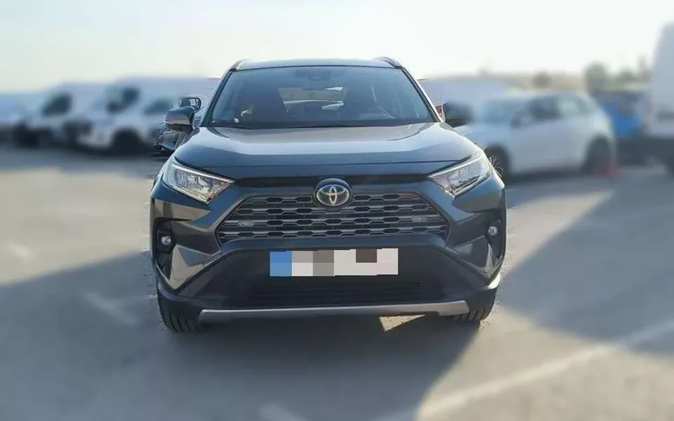 TOYOTA RAV-4 2.5l 220H Advance