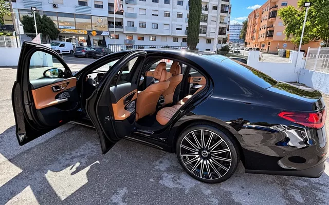 Mercedes-Benz E 220 d