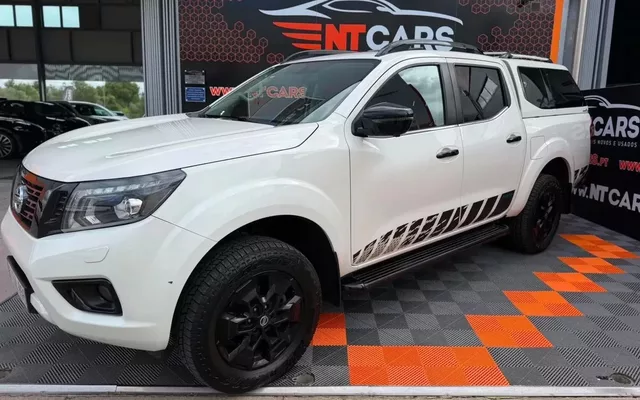 Nissan Navara 2.3 dCi CD 4WD Tekna AT
