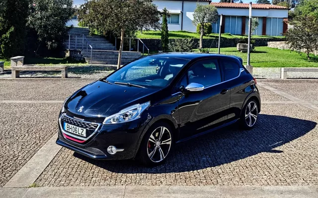 Peugeot 208 1.6 THP GTi