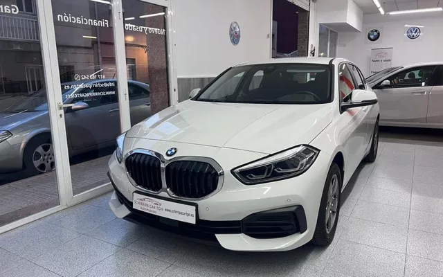 BMW Serie 1 118iA Business Corporate