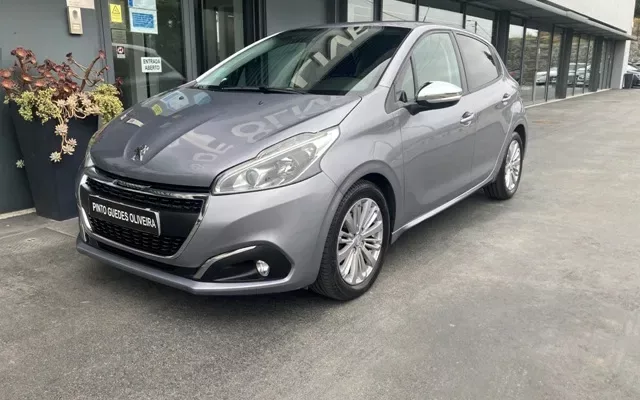 Peugeot 208 1.5 BlueHDi Signature