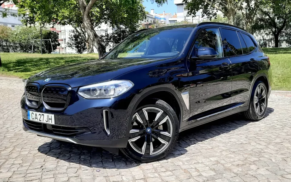 BMW iX3 M Sport Impressive
