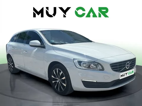 VOLVO V60 V60 D3 Momentum Aut. 150