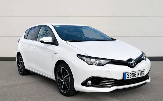 TOYOTA Auris 1.8 VVT-I HYBRID FEEL! 136 5P