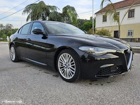 Alfa Romeo Giulia 2.2 D Super AT8