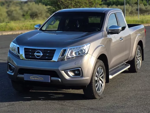 Nissan Navara 2.3 dCi CD 4WD Tekna