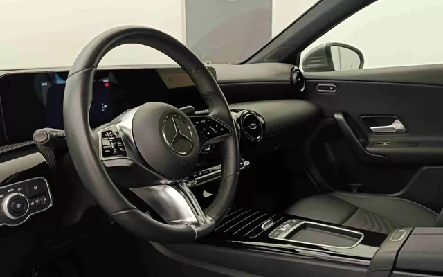 MERCEDES - Classe A - A 250 e Progressive